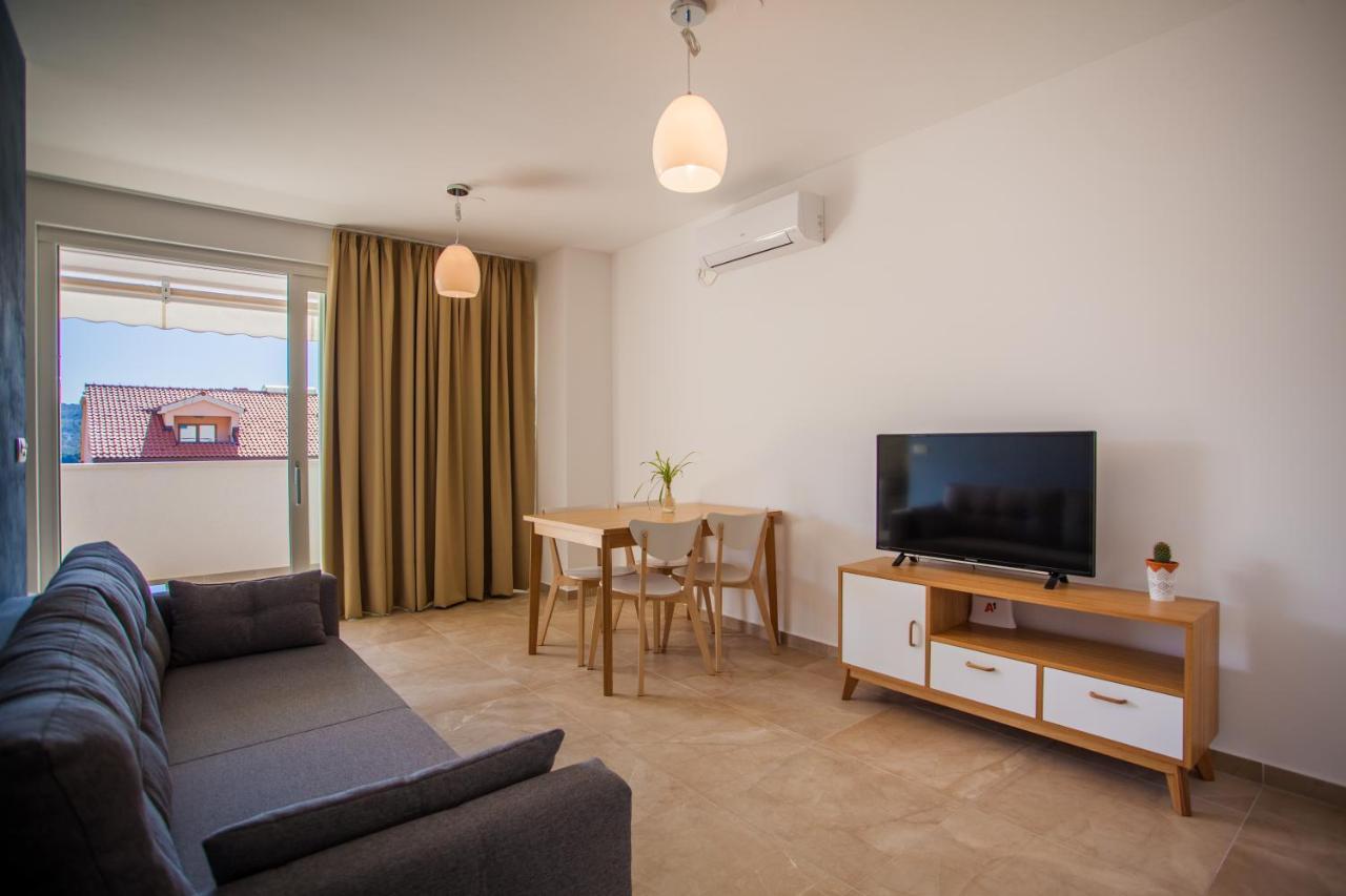 Apartman Pinja Lejlighed Cres Eksteriør billede